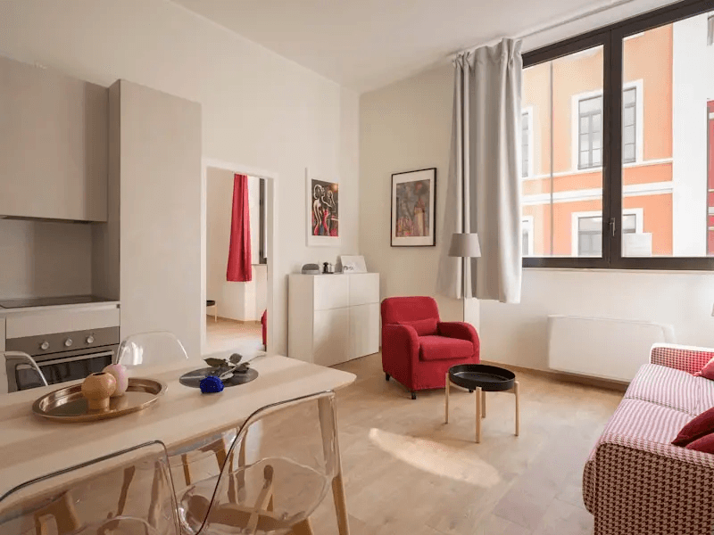 Three-bedroom townhouse, Battersea - Image 4